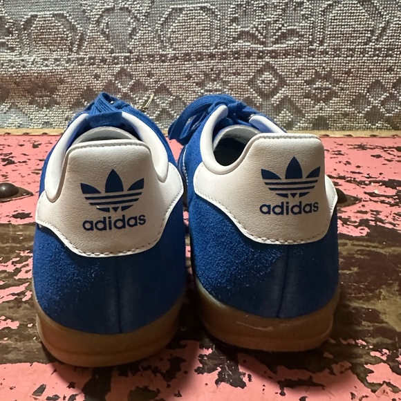 ADIDAS Gazelle Royal Blue/White Indoor Sz 9 or Women’s 11 - NIB - Picture 3 of 8